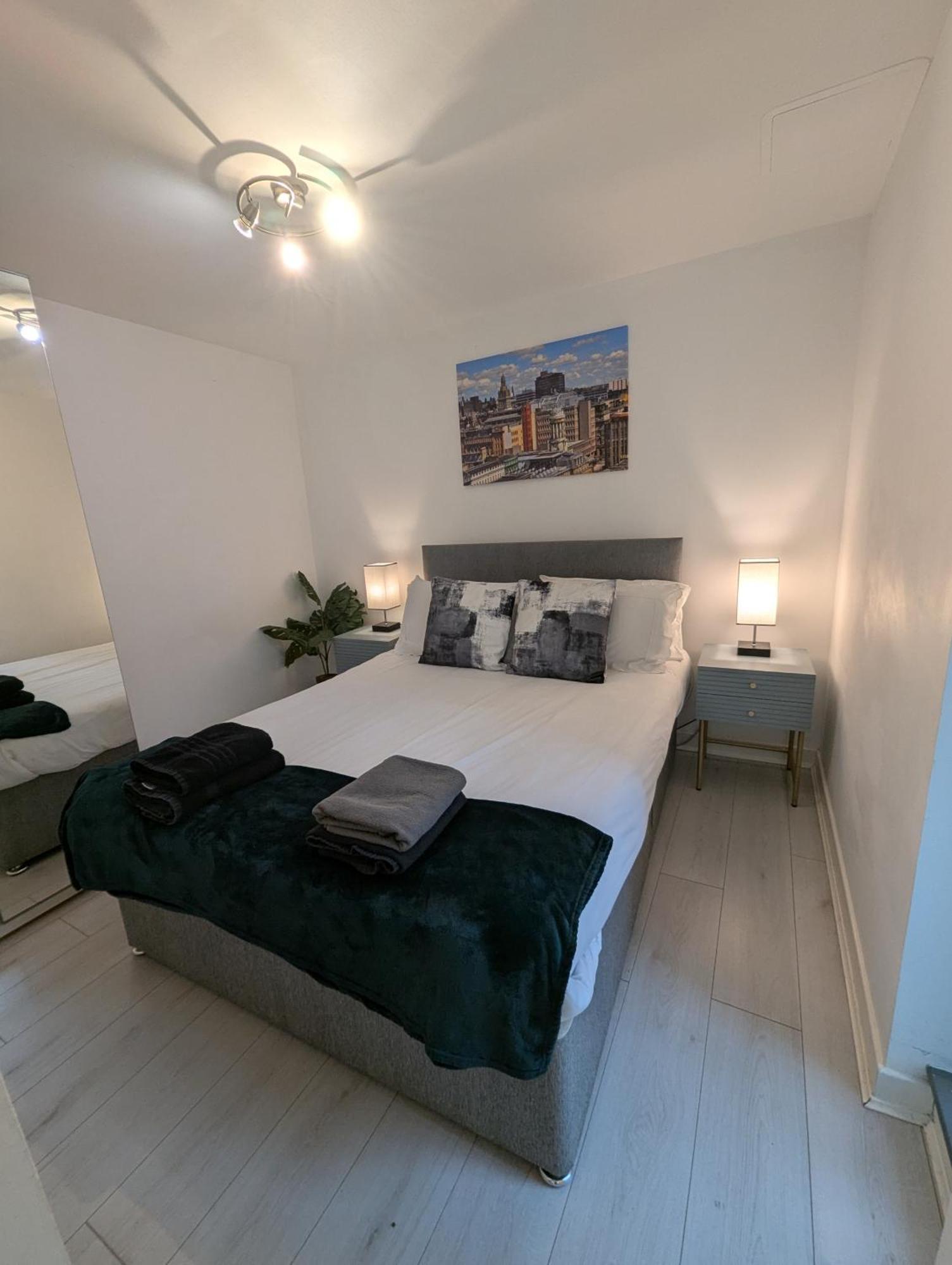 Glasgow City Centre Waterfront Apartment Екстер'єр фото