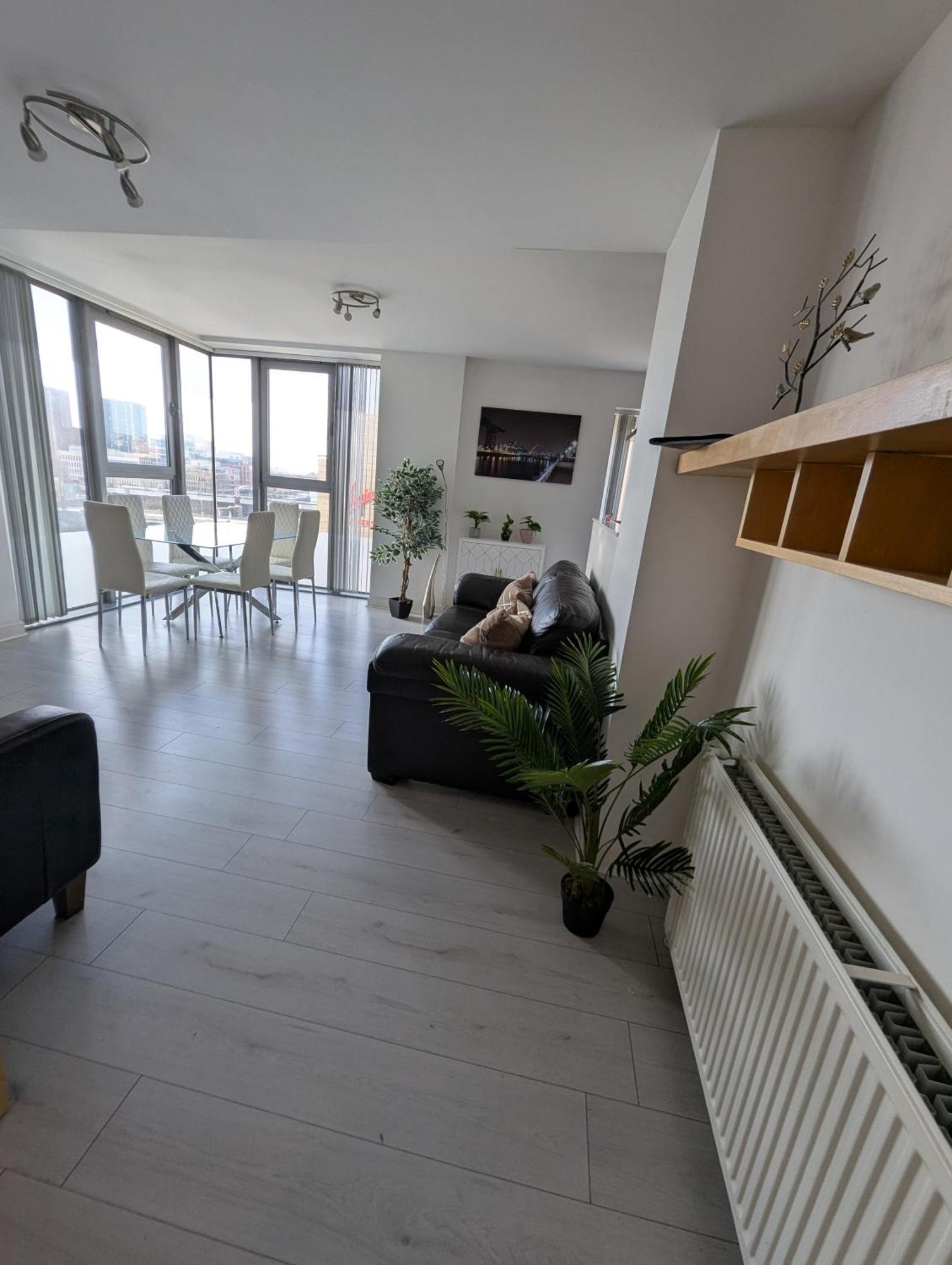 Glasgow City Centre Waterfront Apartment Екстер'єр фото
